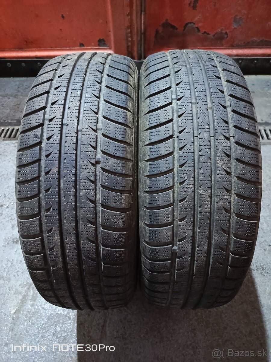 Zimné pneumatiky 215/65R16