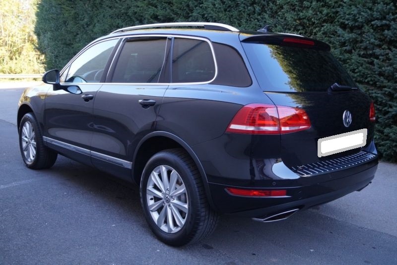 VW Touareg 3.0 V6 TDI BMT 180kW, top Navi  Xenon  PANORAMA