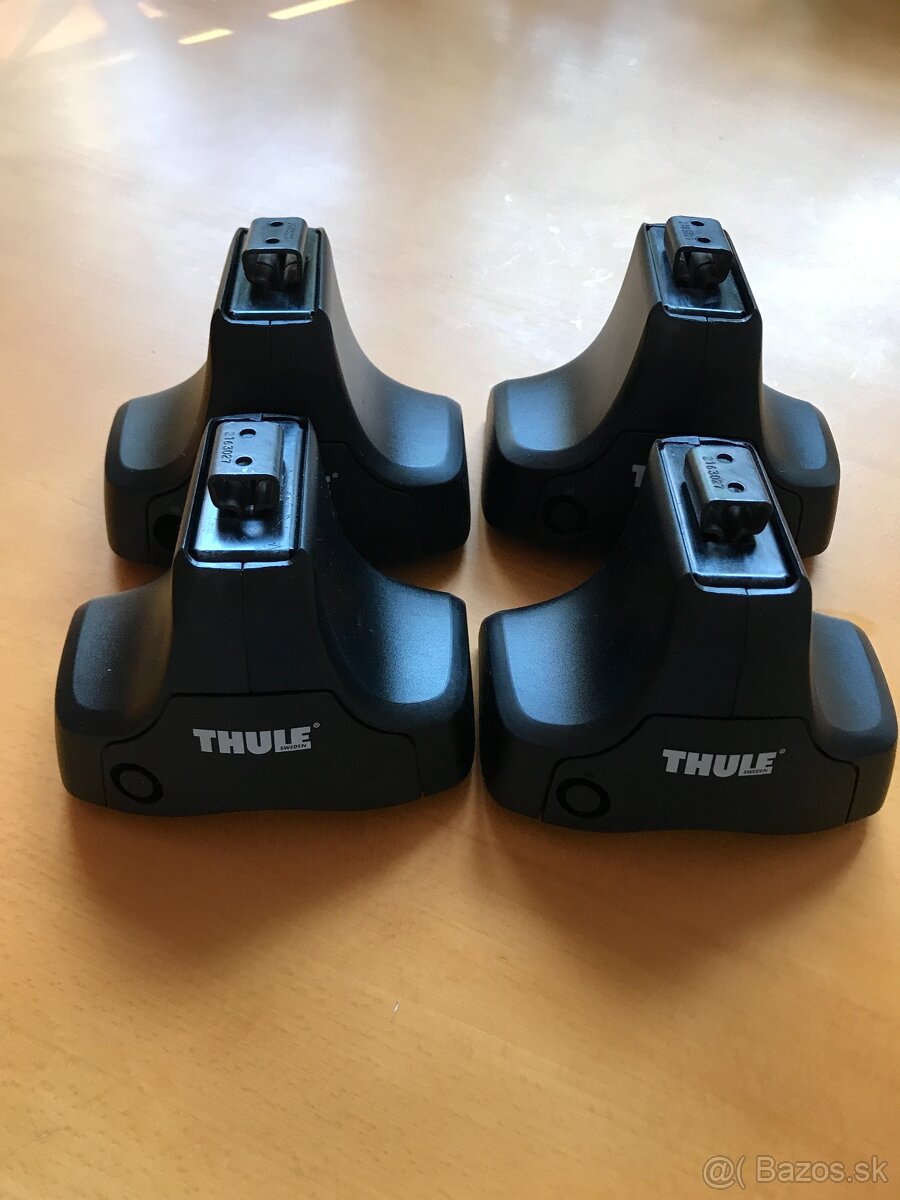 Thule patky 754, uchyt pod dvere, pricniky