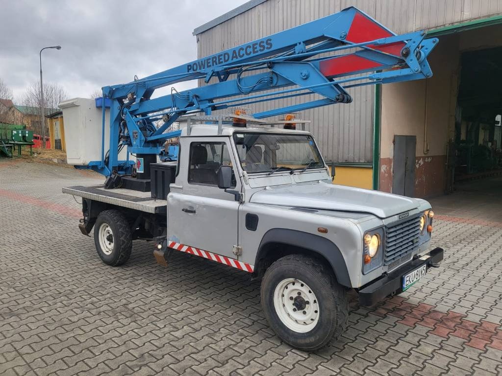 Land Rover Defender - Podnośnik koszowy