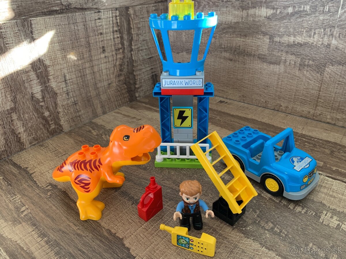 Predám Lego DUPLO 10880 - Jurassic World - T-Tex a Veža