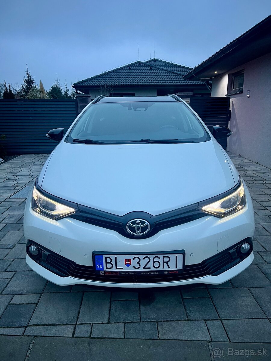 Toyota Auris Touring Sport 1.6i Valvematic 97kw Selection SR