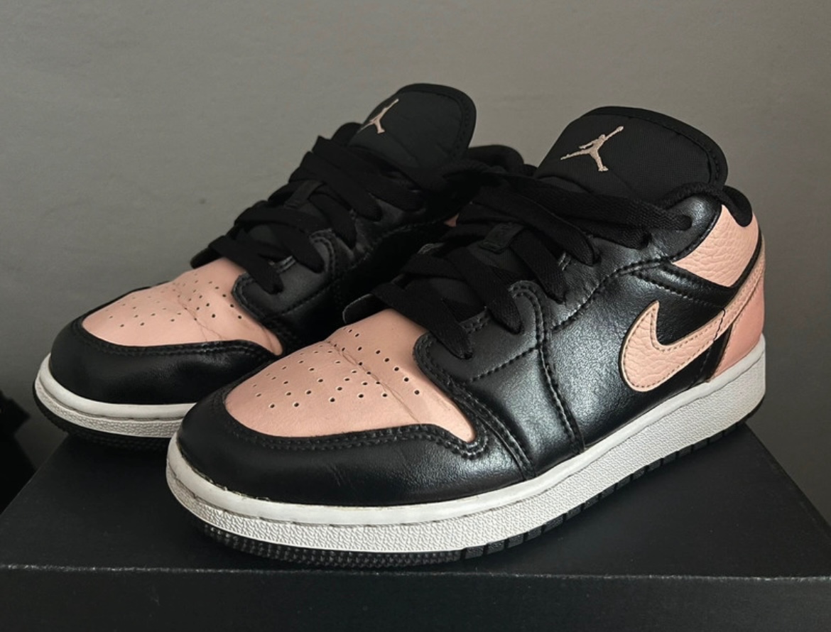 Jordan 1 Low GS Crimson Tint