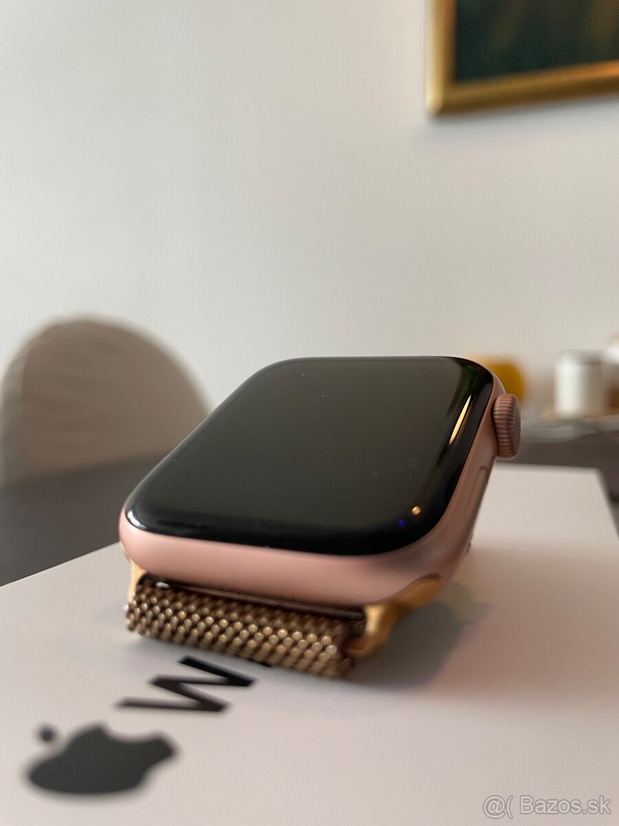 Predám Apple Watch SE Rose Gold 44mm