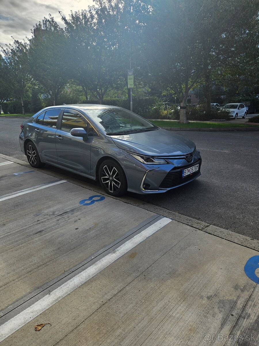 Toyota Corolla 2021 hybrid