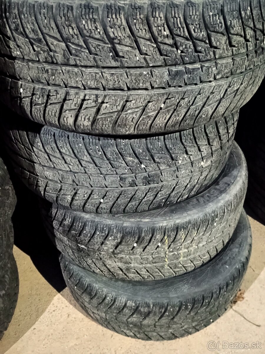 235/55 r17 suv zimne