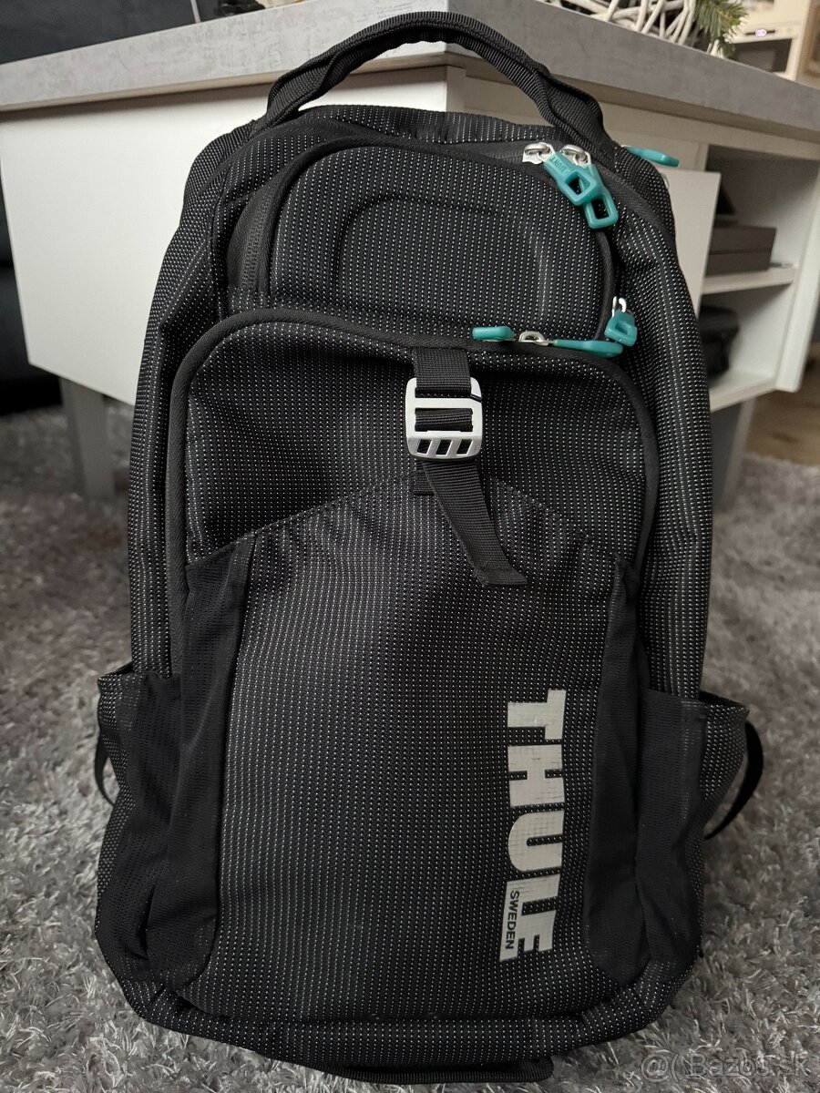 Predané - Ruksak/batoh Thule Crossover 32L