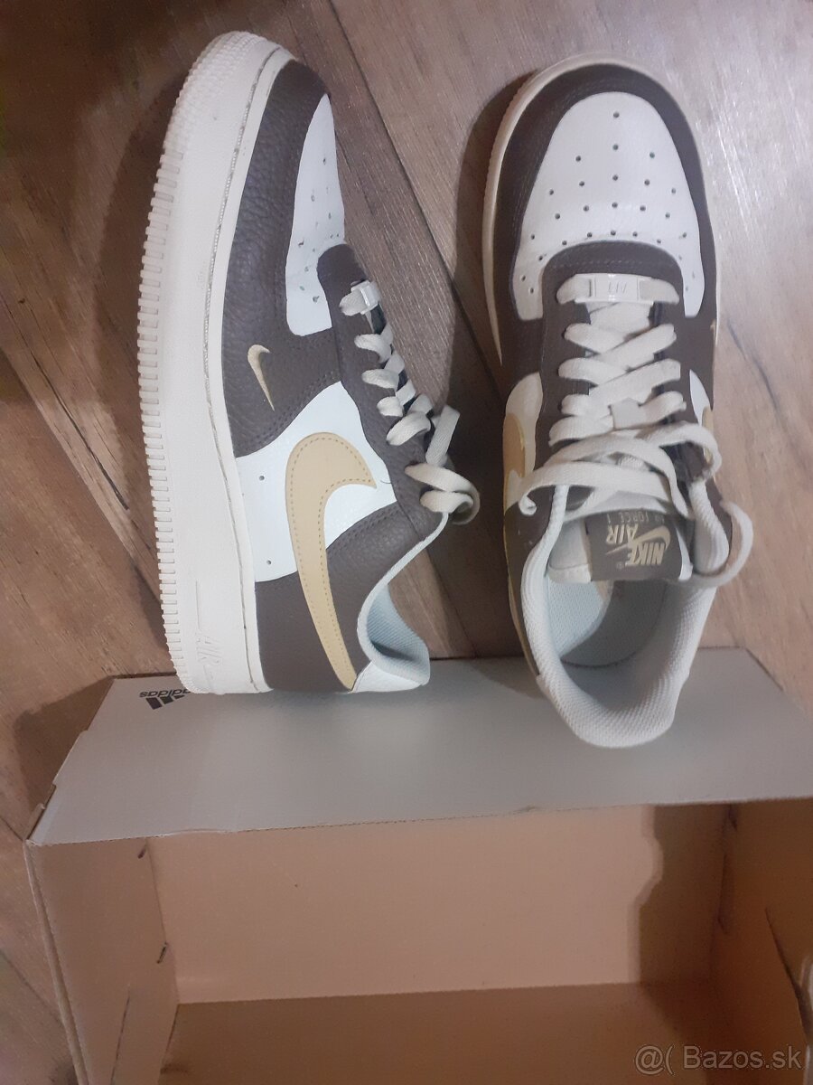 Predam Nike tenisky vel.38