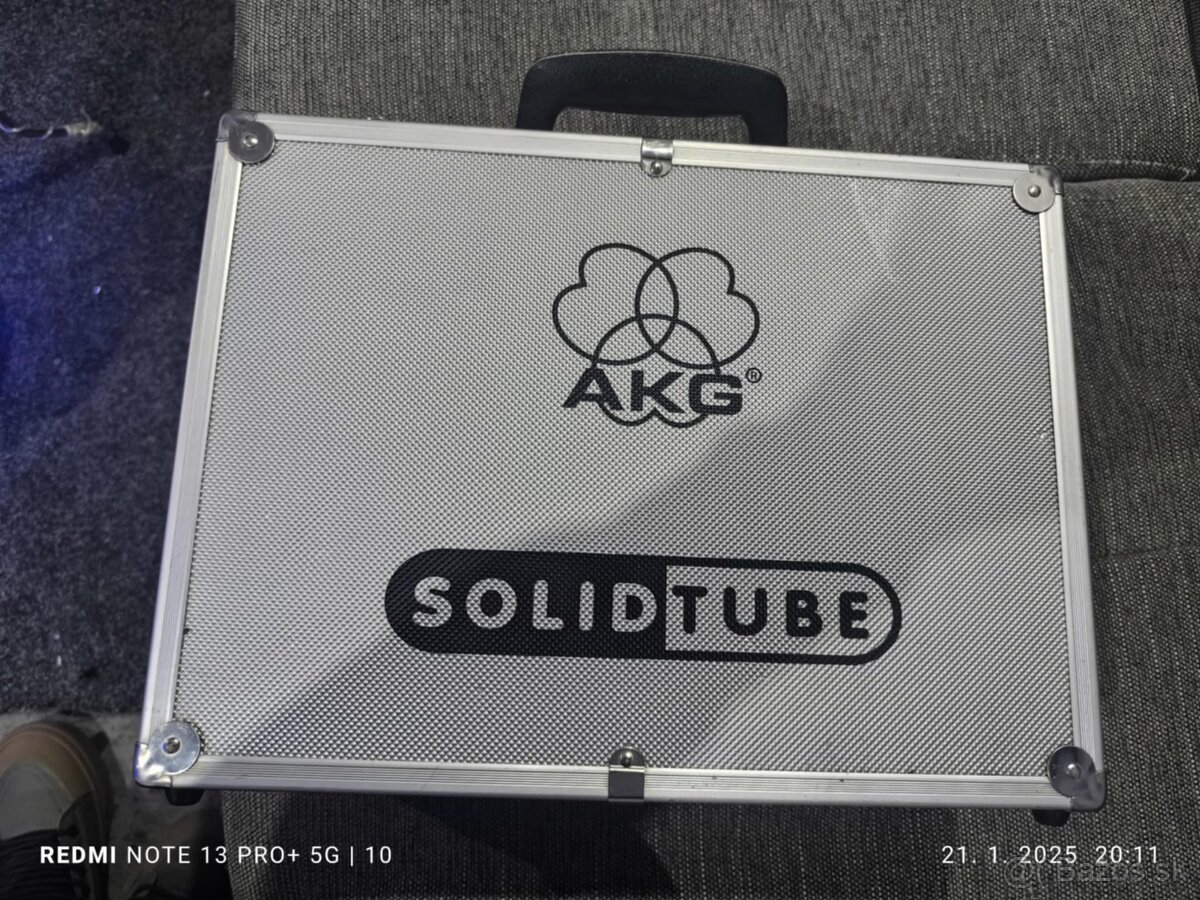 AKG Solidtube