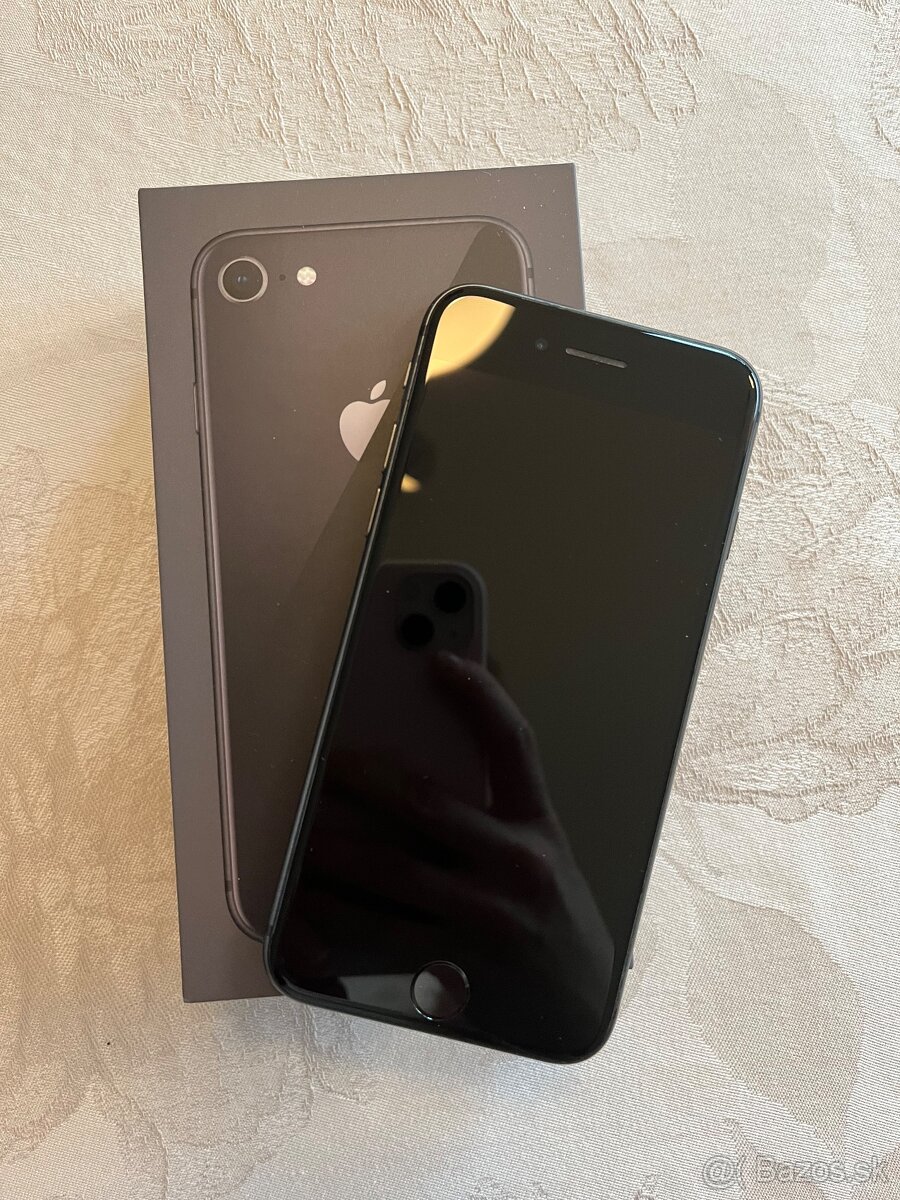 Predám iPhone 8 Black 64GB