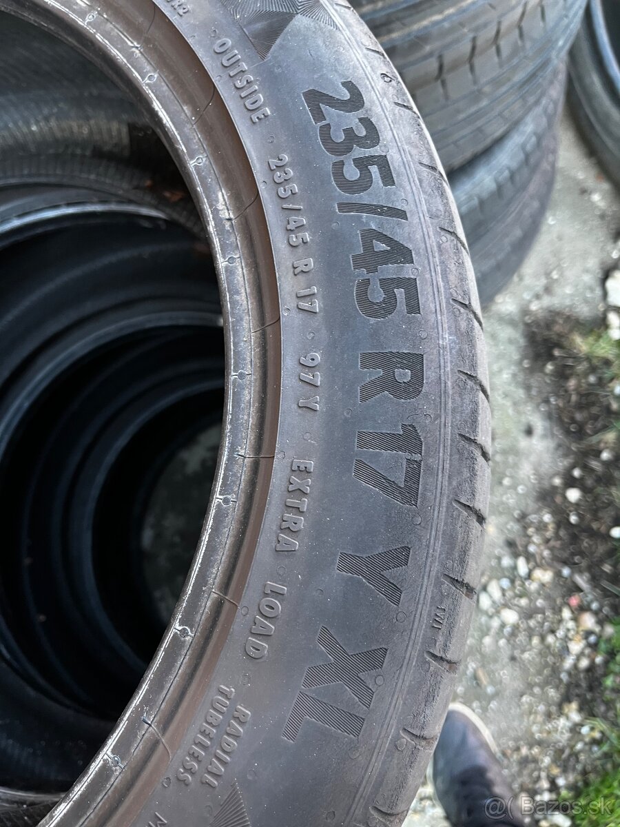 Letne pneu CONTINENTAL 235/45 R17