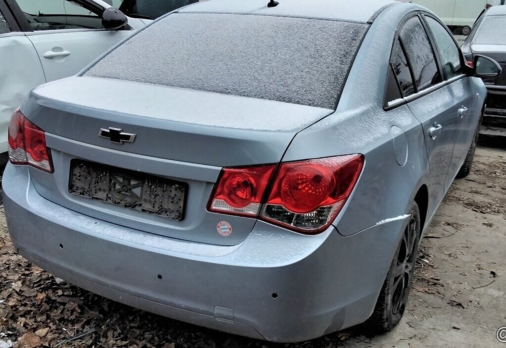 Predám MOTOR F16D4 Chevrolet Cruze 1.6 2012 DVERE, riadenie