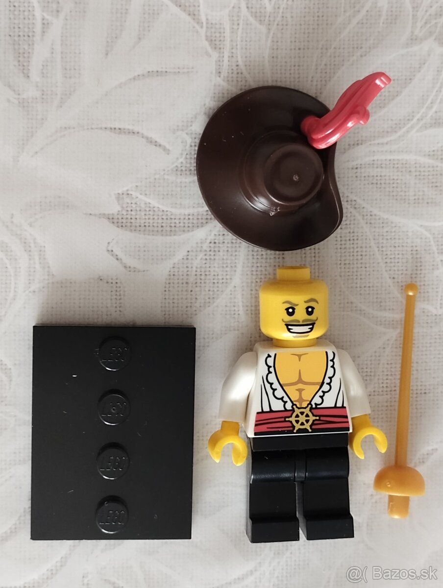 LEGO minifigúrka 71007-13 Swashbuckler