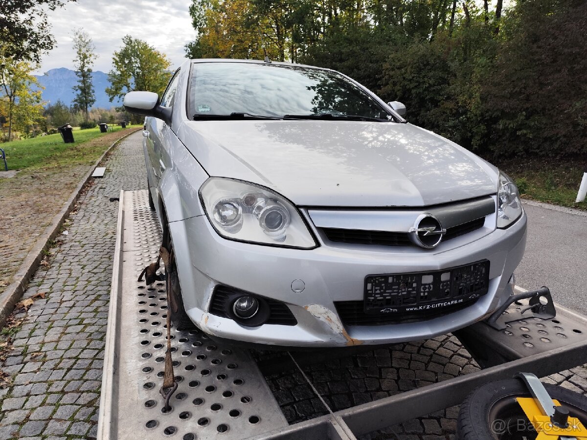 Opel Tigra 1,4 66kw r.v. 2005