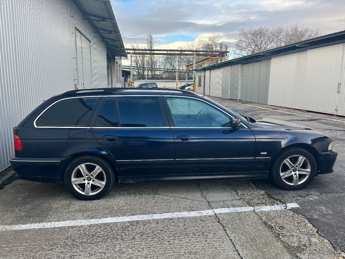 BMW e39, 525, 1998