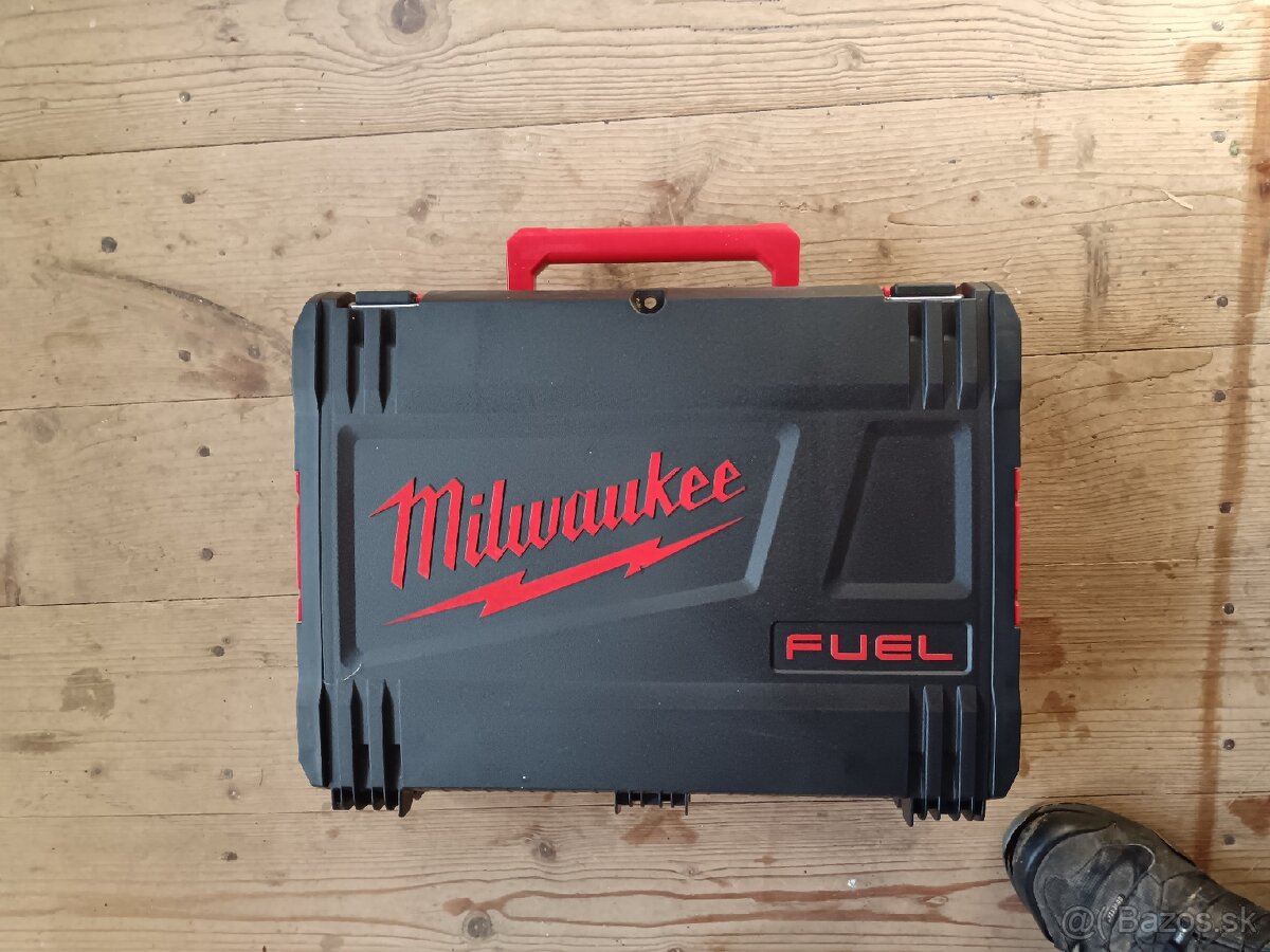 Multifunkčné náradie Milwaukee M12 FMT 422X