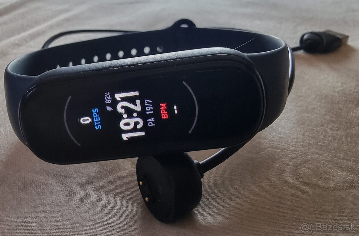 Predám Amazfit Band 5