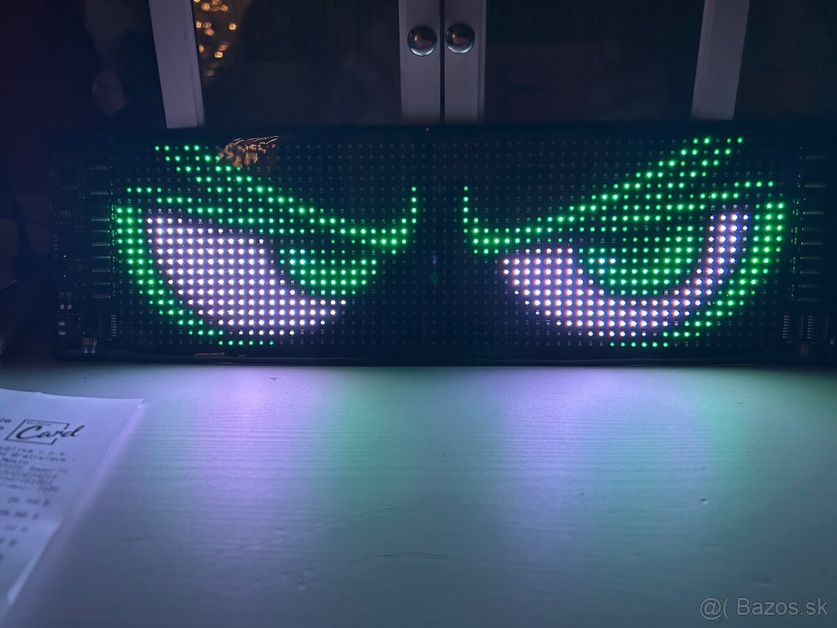 LED logo nápis farebný nový v krabici s diaľkovým