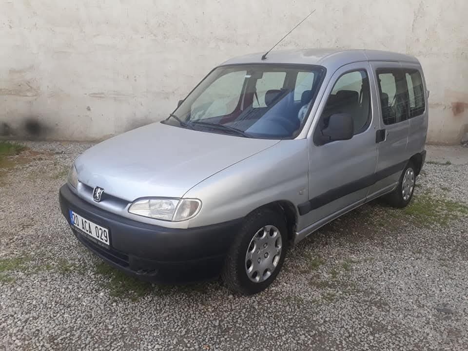 Peugeot partner  2.0hdi   berlingo