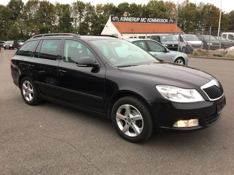 Rozpredam Skoda 2,0tdi 103kw farba cierna 9910,