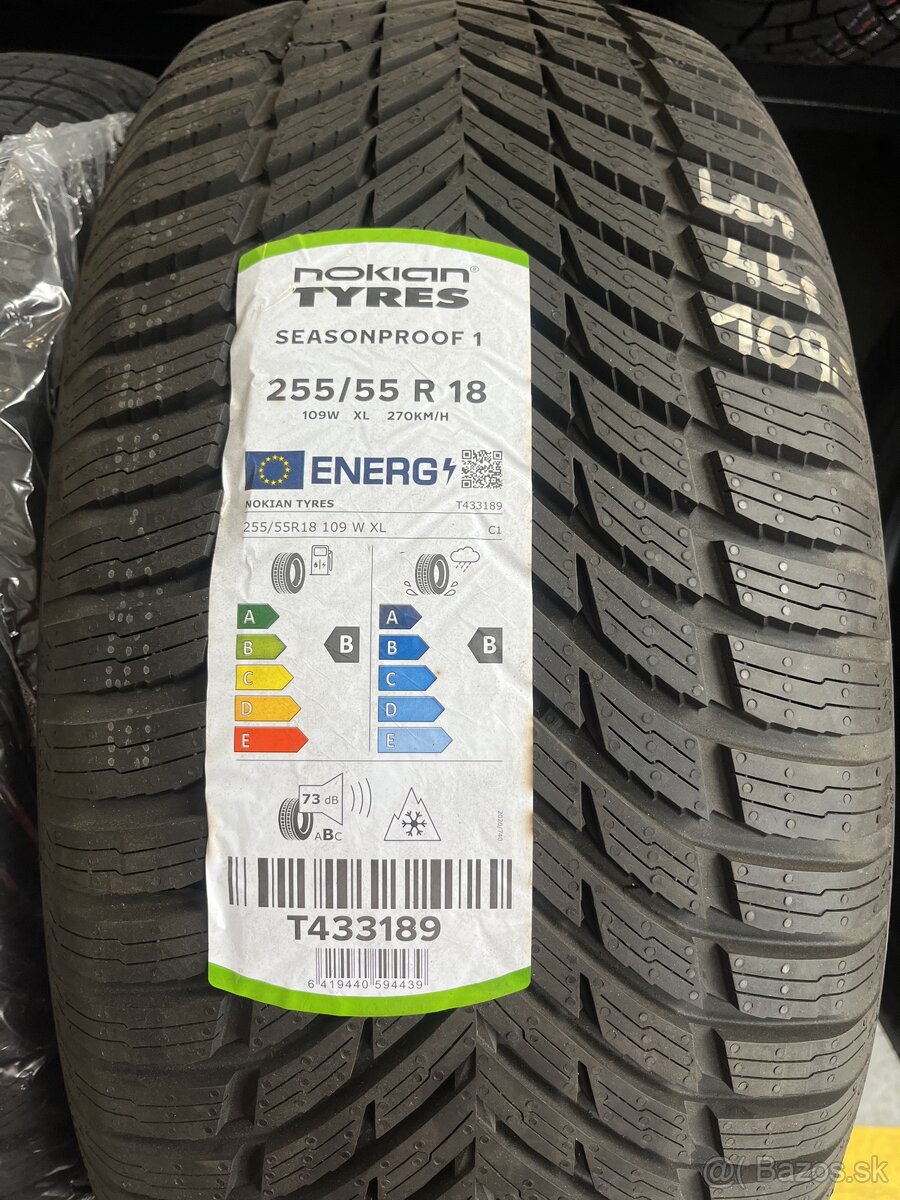 Nokian 255/55 R18 nove