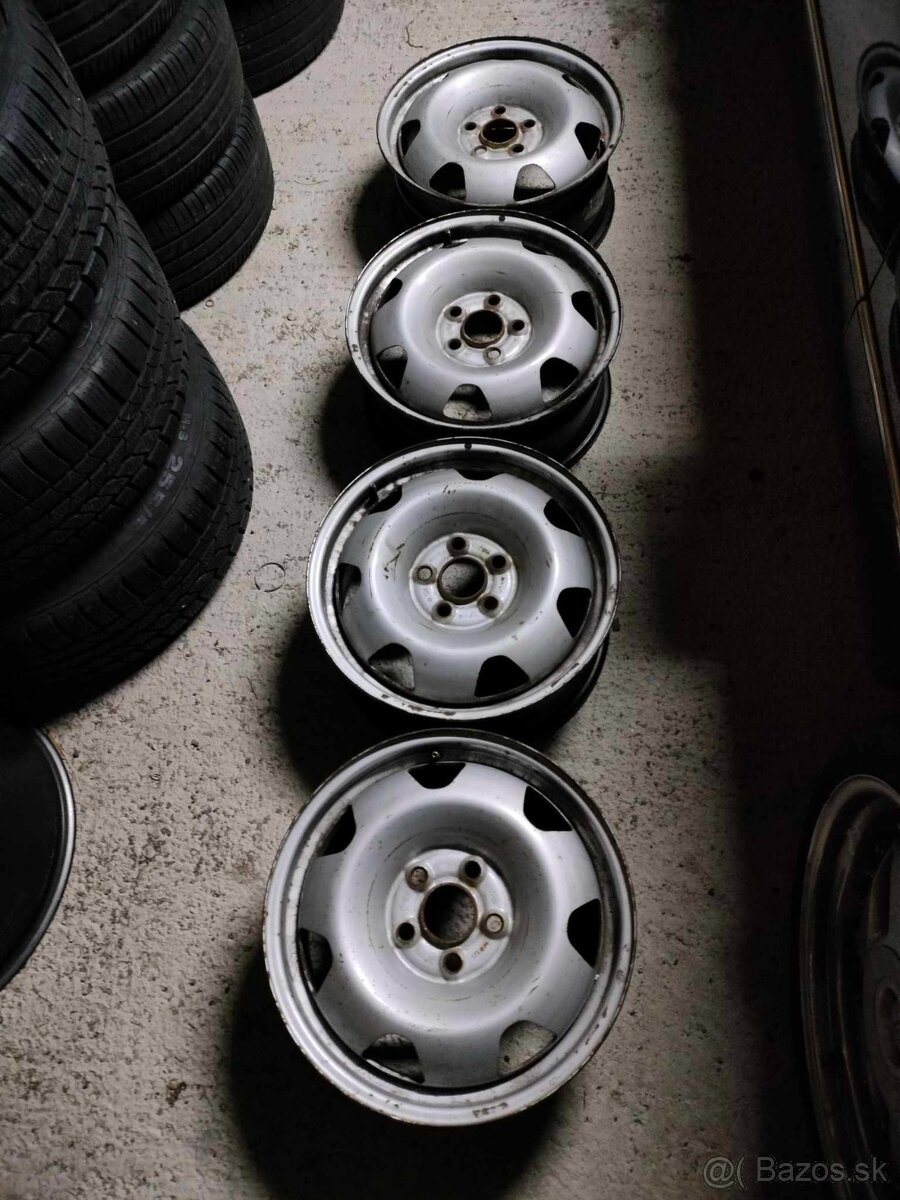 4ks plech. Disky orig. VW 5x120 R17 T5 T6