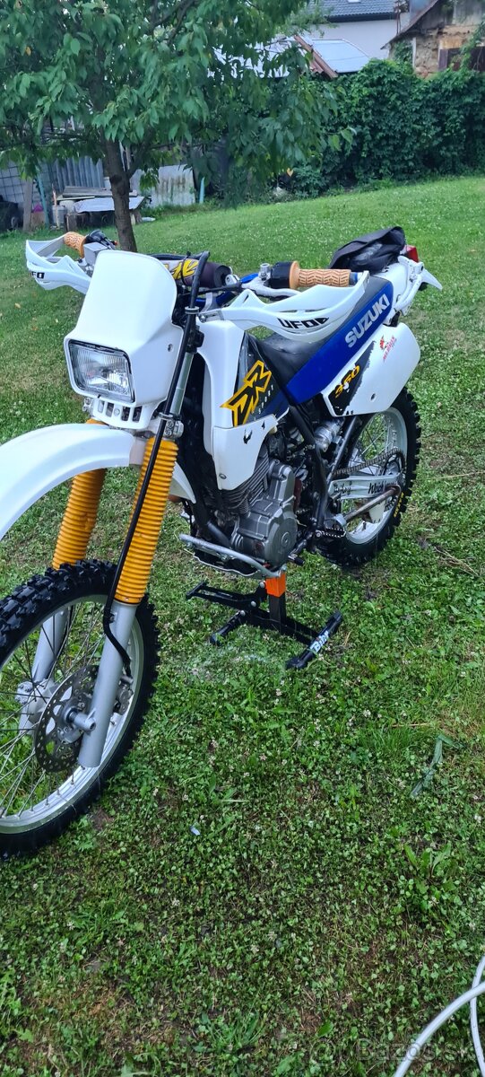 Suzuki DR 350 SE