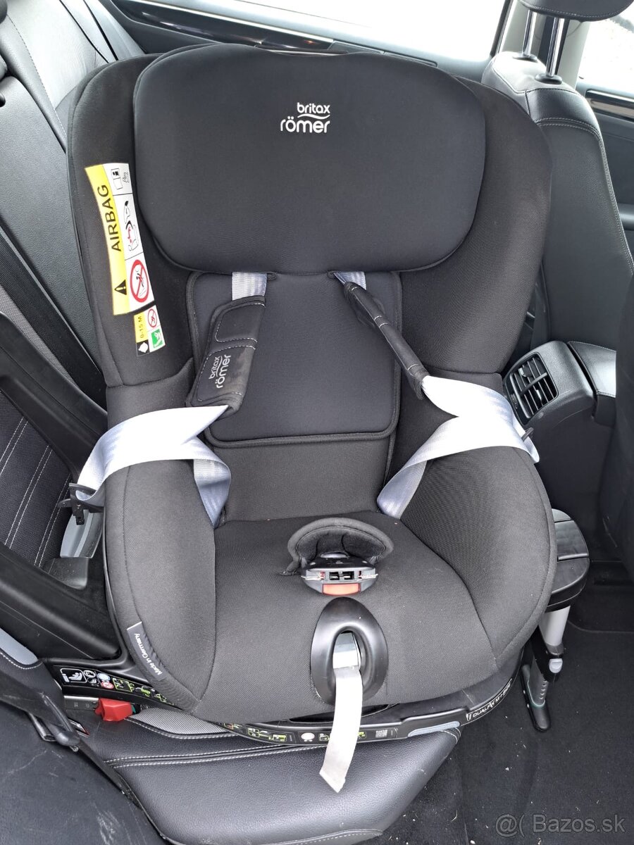 BRITAX RÖMER Dualfix M i-Size (61-105cm)