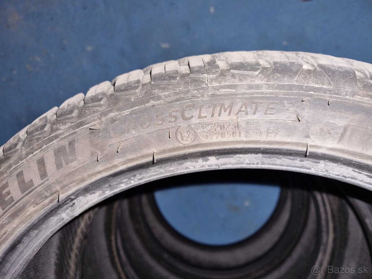 Michelin Crossclimate 2 225/40 r18