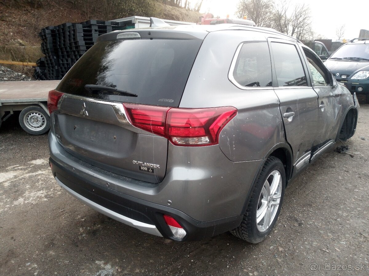 Rozpredám Mitsubishi Outlander benzín