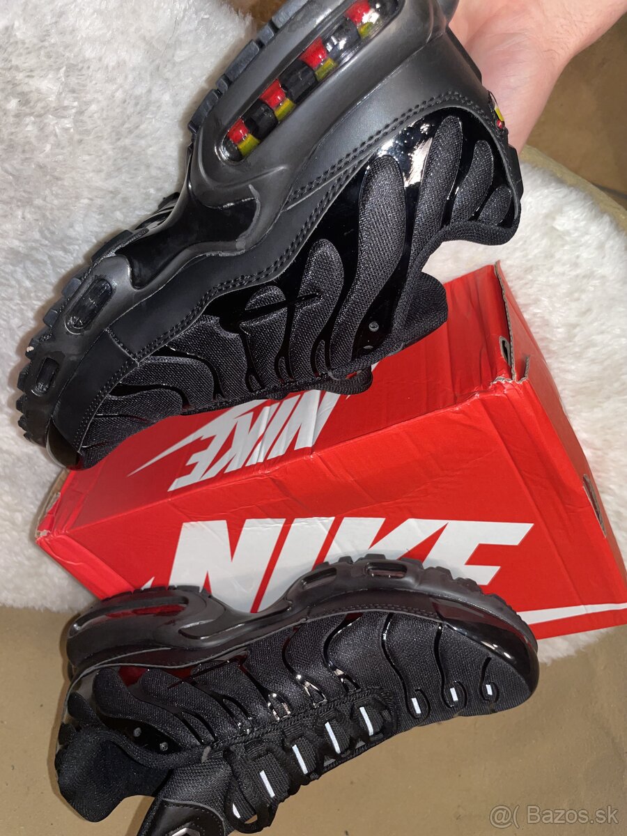 Nike Air Max Plus Black