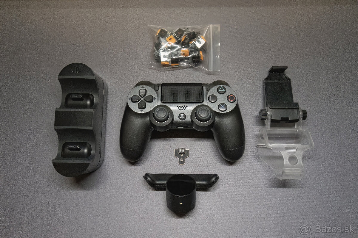 DualShock 4 Steel Black / PS4 hry