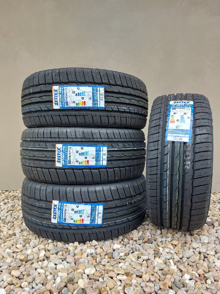 Letné pneu 225/40R19 93W XL Zeetex