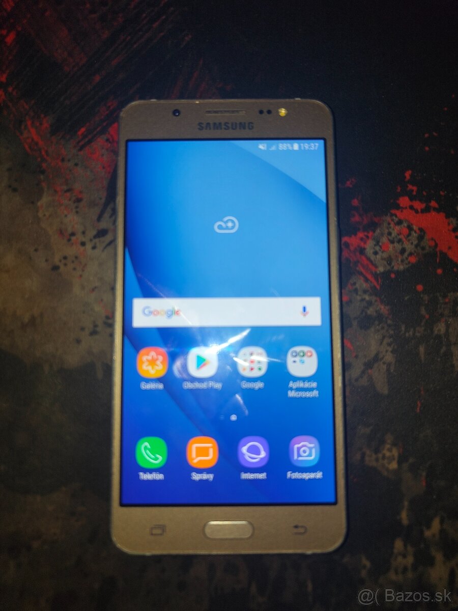 Samsung Galaxy J5