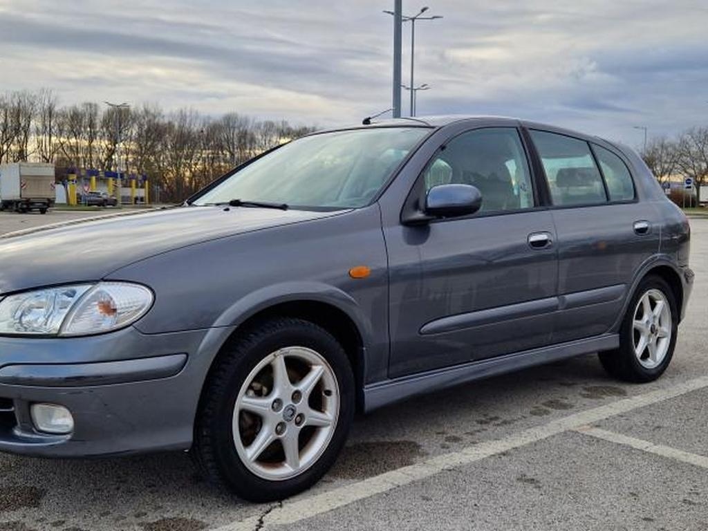 Ponúkam na predaj Nissan Almera 1,5l benzín Hatchback 2002