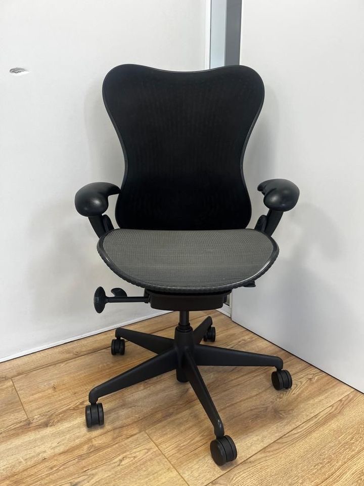 Herman Miller Mirra Full Option Butterfly