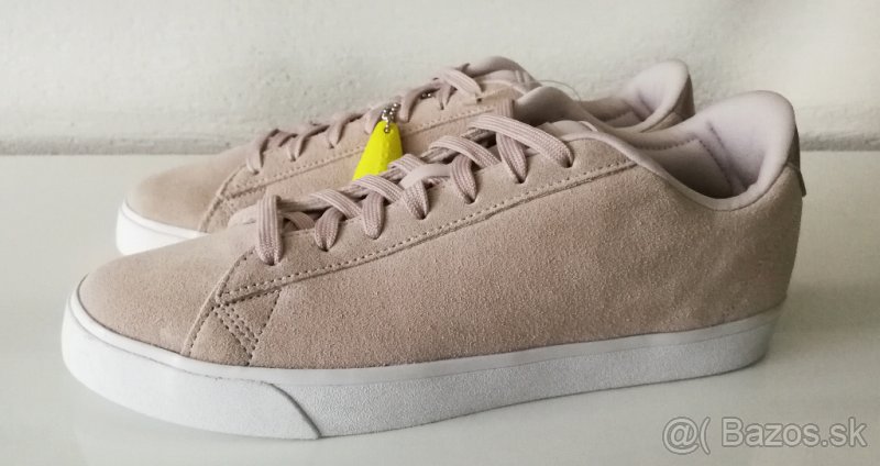 ADIDAS CF Daily QT Pôvodná cena:94EUR Tenisky