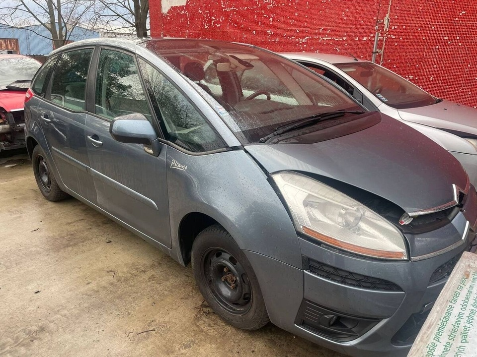 Rozpredám Citroen C4 Picasso benzín diesel automat manuál