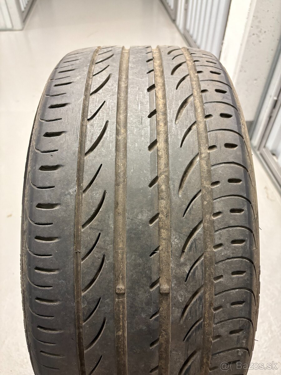 245/40/18 Pirelli PZero Nero GT (2ks)