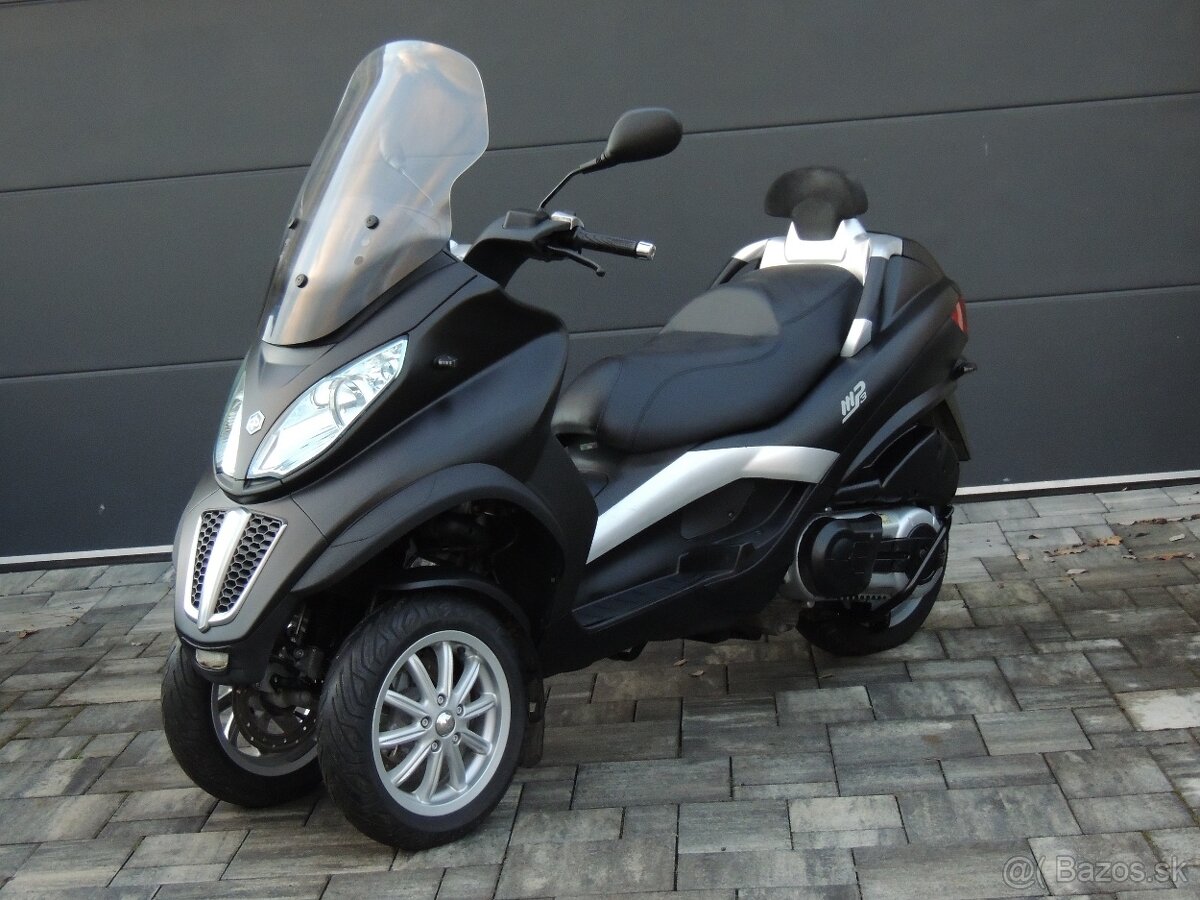 PIAGGIO MP3 400 LT 2011 ,,B" vodičák