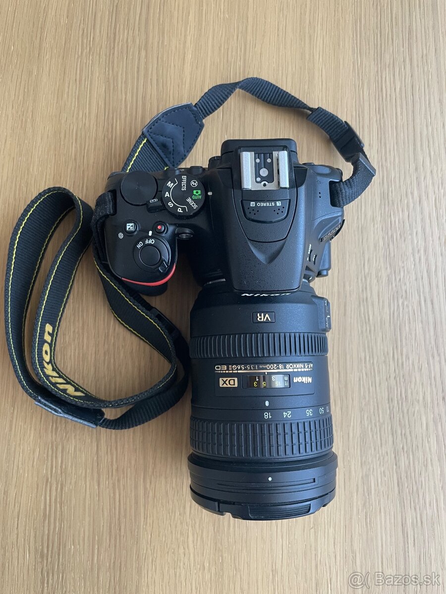Predam Nikon D 5500 + AFS Nikkor 18-200 mm