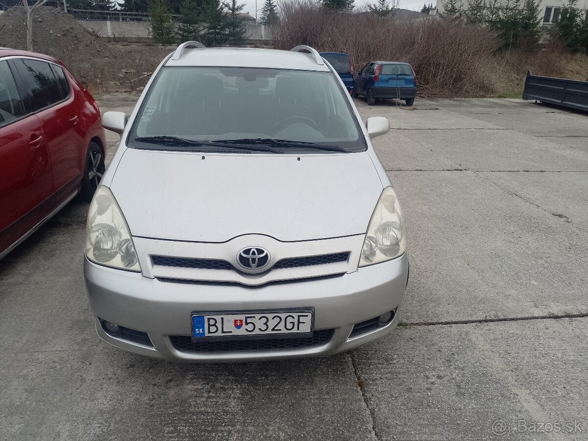 Toyota Corolla Verso 2.2d