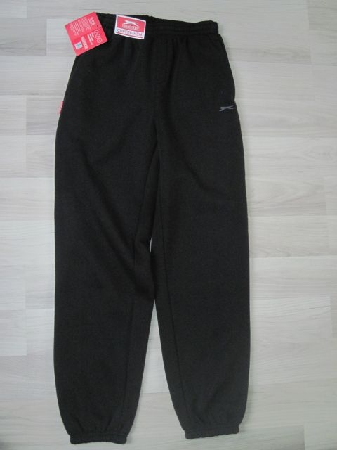 tepláky čierne SLAZENGER č.158