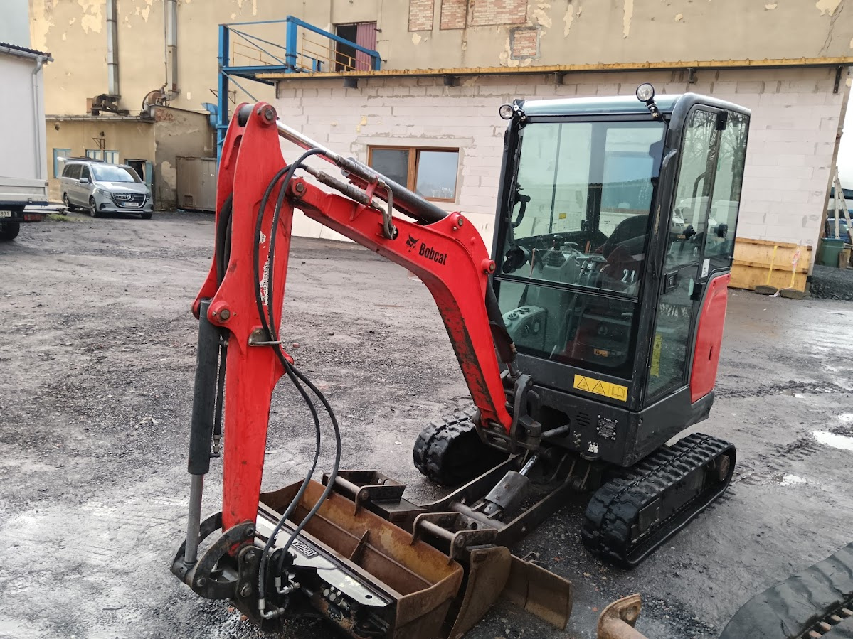 Bobcat E18 Minibagr 1,8 T