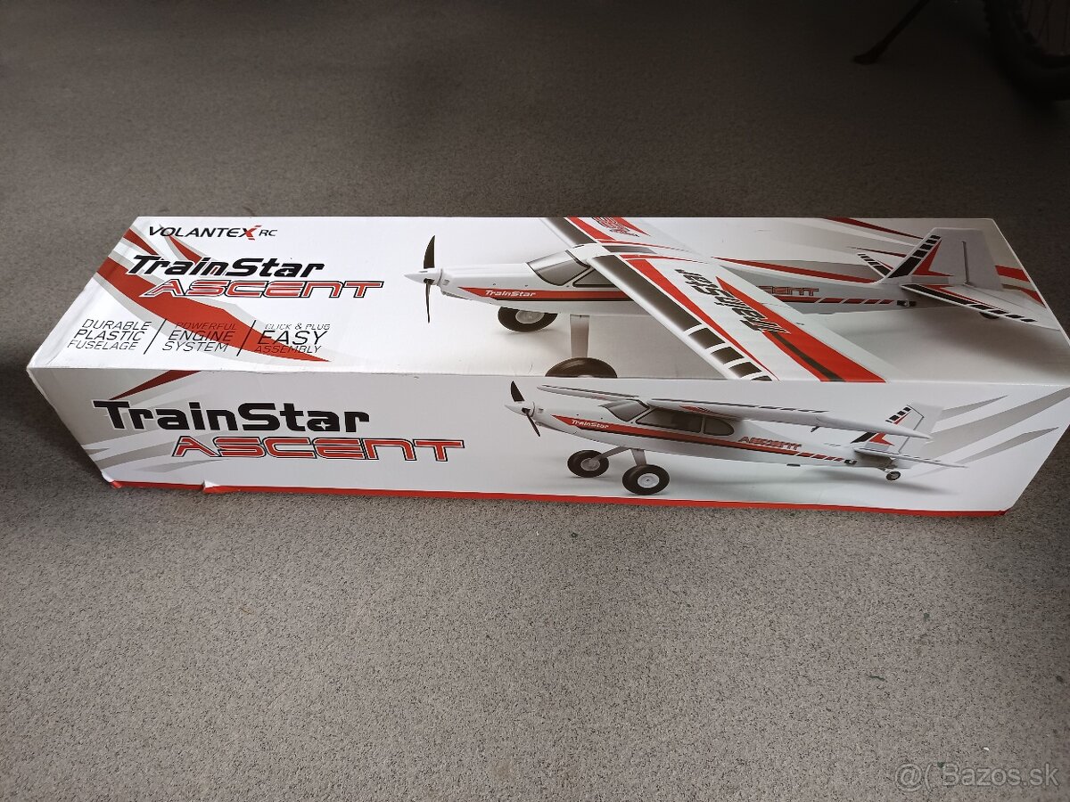 TrainStar Ascent 747-8 1400mm