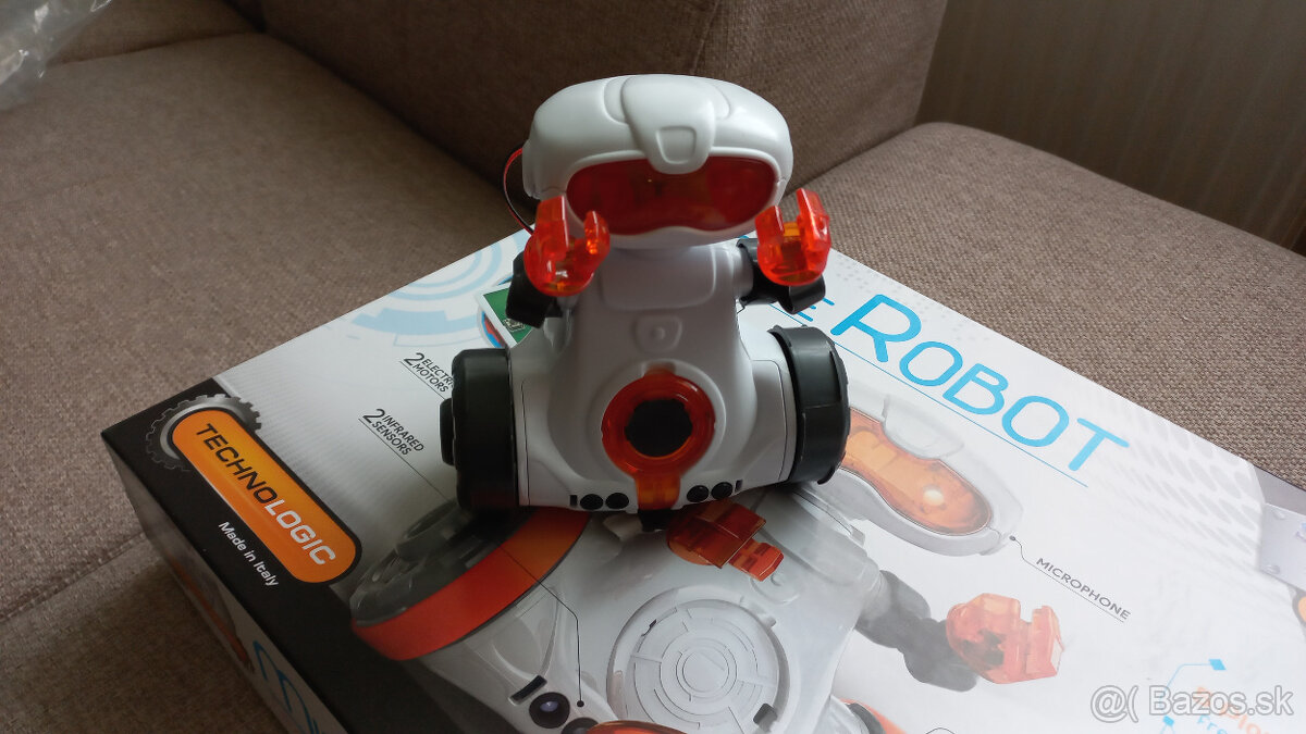 Predám robota, detská hračka, programovateľný robot