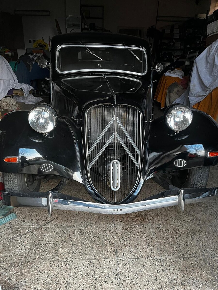 Citroen 11 B 1943 - veterán-retro