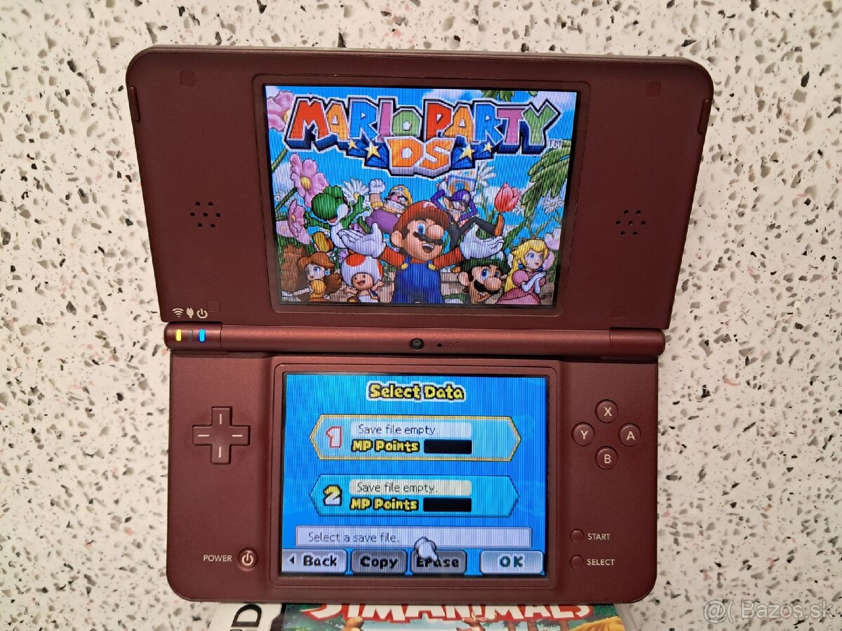 NINTENDO DSi XL