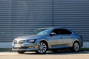 ŠKODA SUPERB 2.0 TDI DSG 140kW 2018 SR