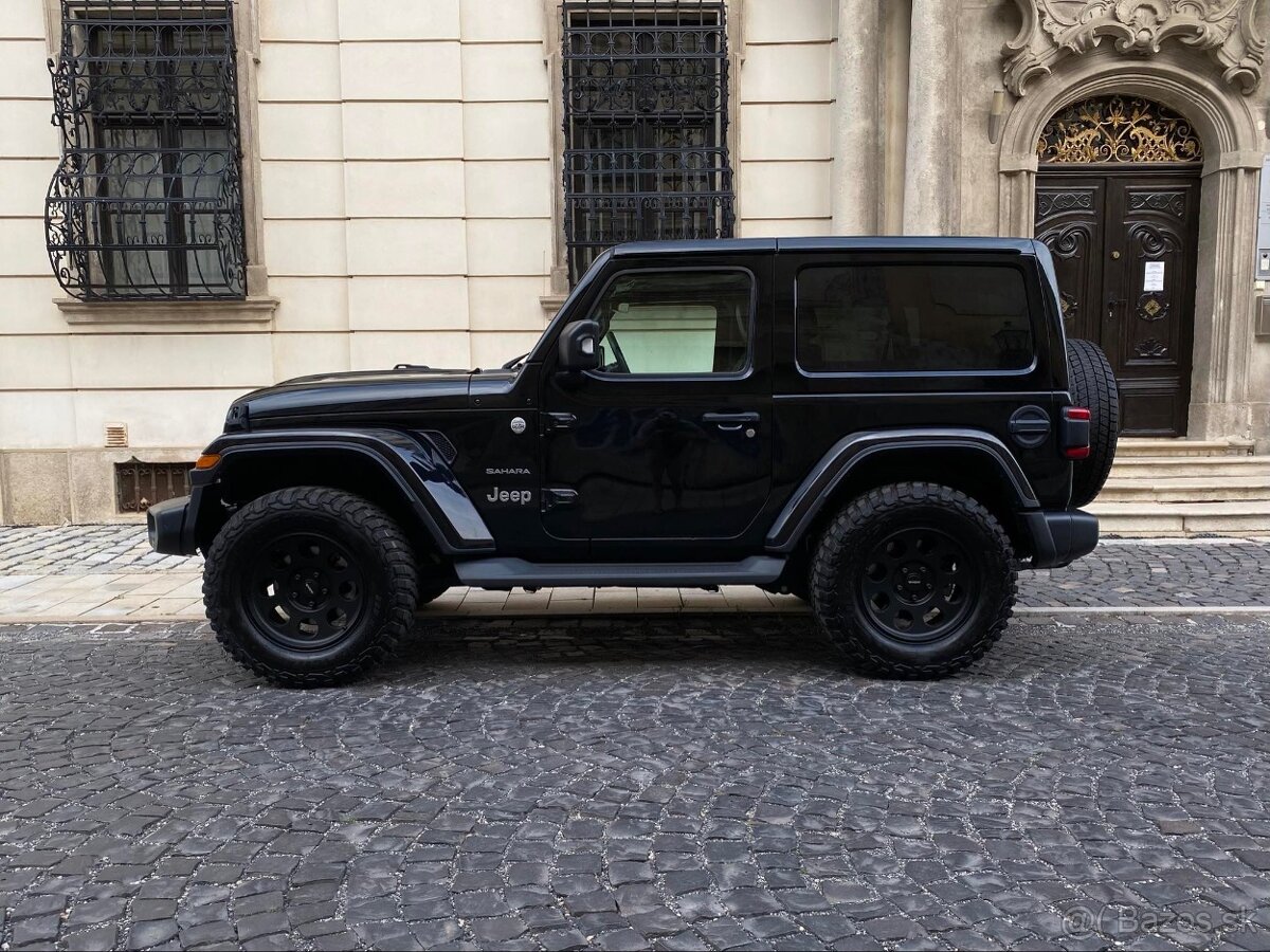 Predám JEEP WRANGLER 2.0T Sahara 4x4